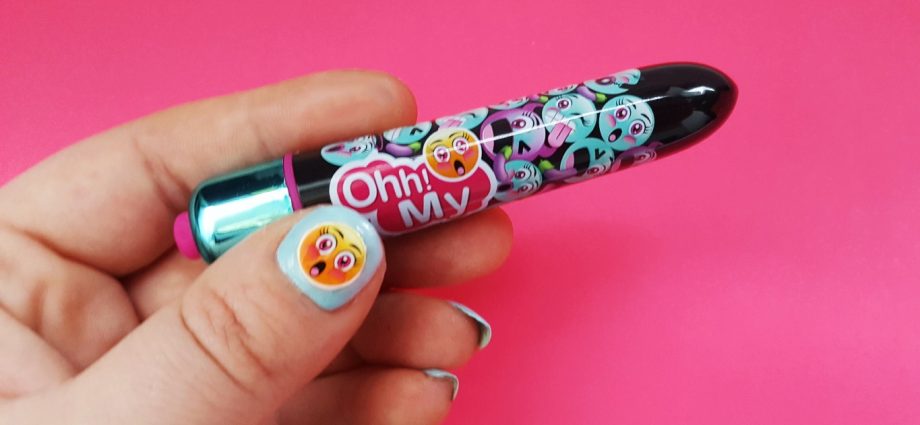 Rocks Off Ohh! Moji! Bullet Vibrator Review